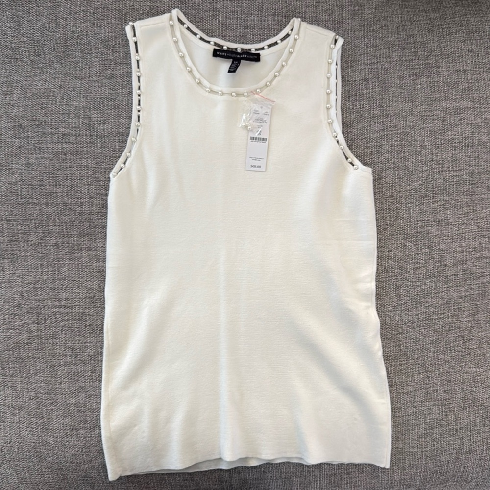 White House black market women’s top